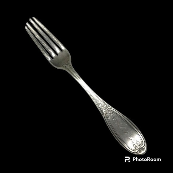 WM Rogers Bros Silverplate Olive Pattern Fork-!848-Monogram L.F-Victorian-Scroll - Picture 1 of 7